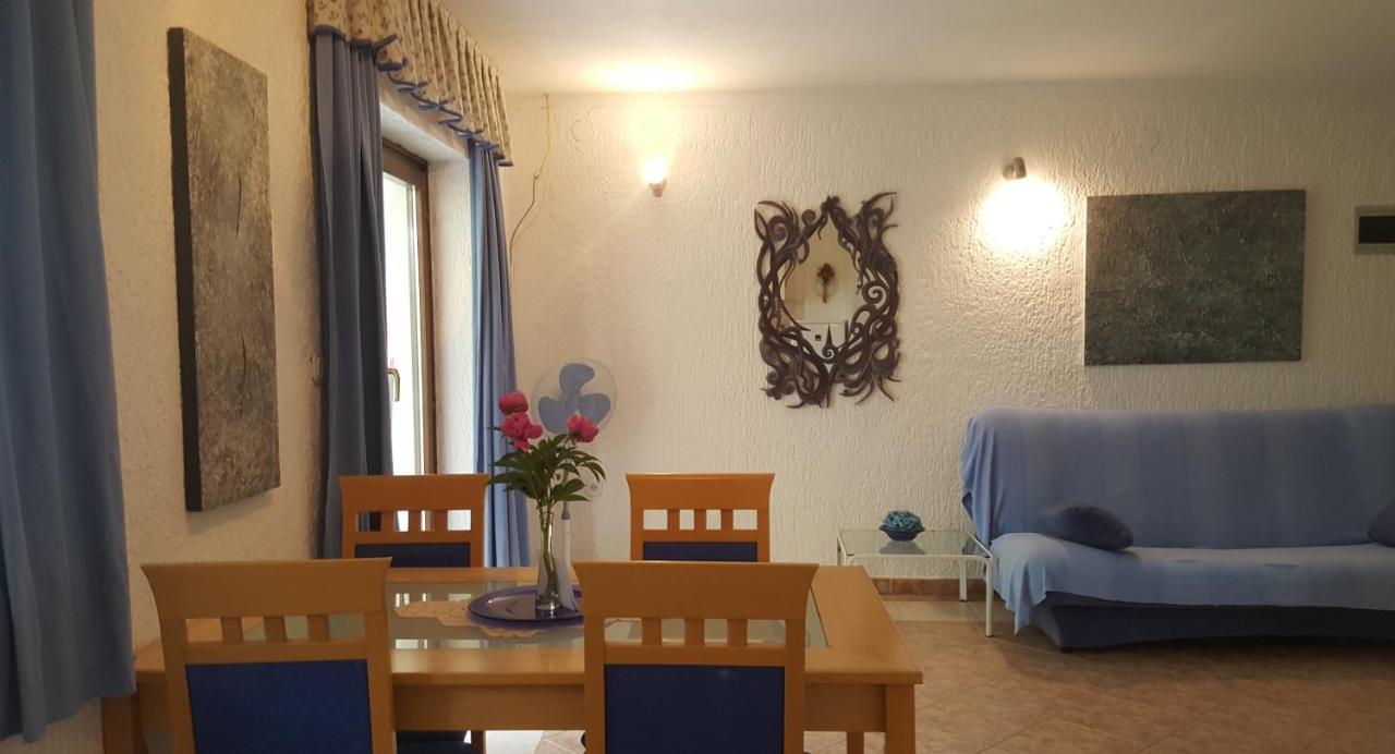 Apartments Coki フンタナ エクステリア 写真