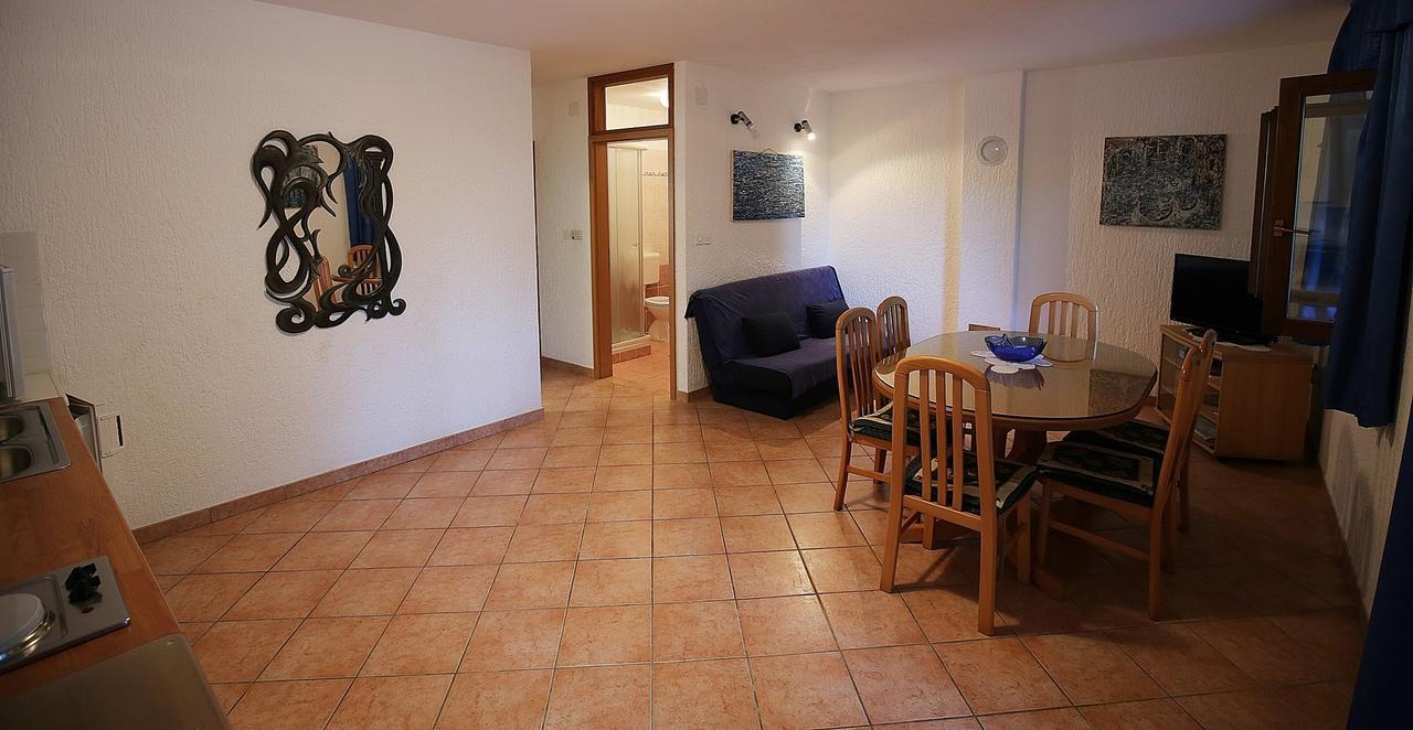 Apartments Coki フンタナ エクステリア 写真